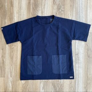 Figs navy Bene crew scrub top small
